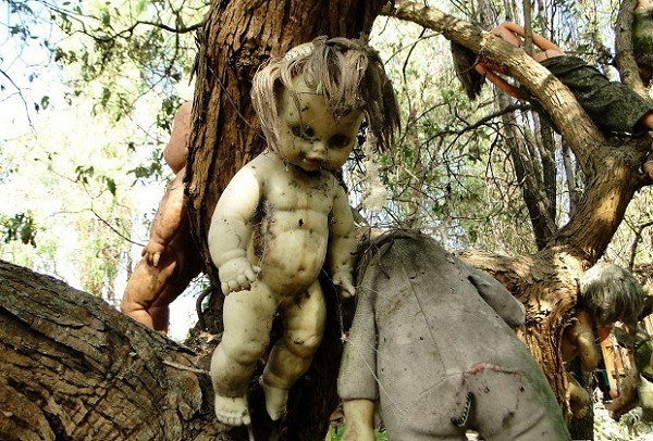 Остров кукол: кошмар педиофоба