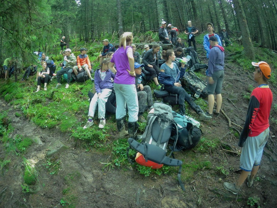 Зачем походы современным подросткам